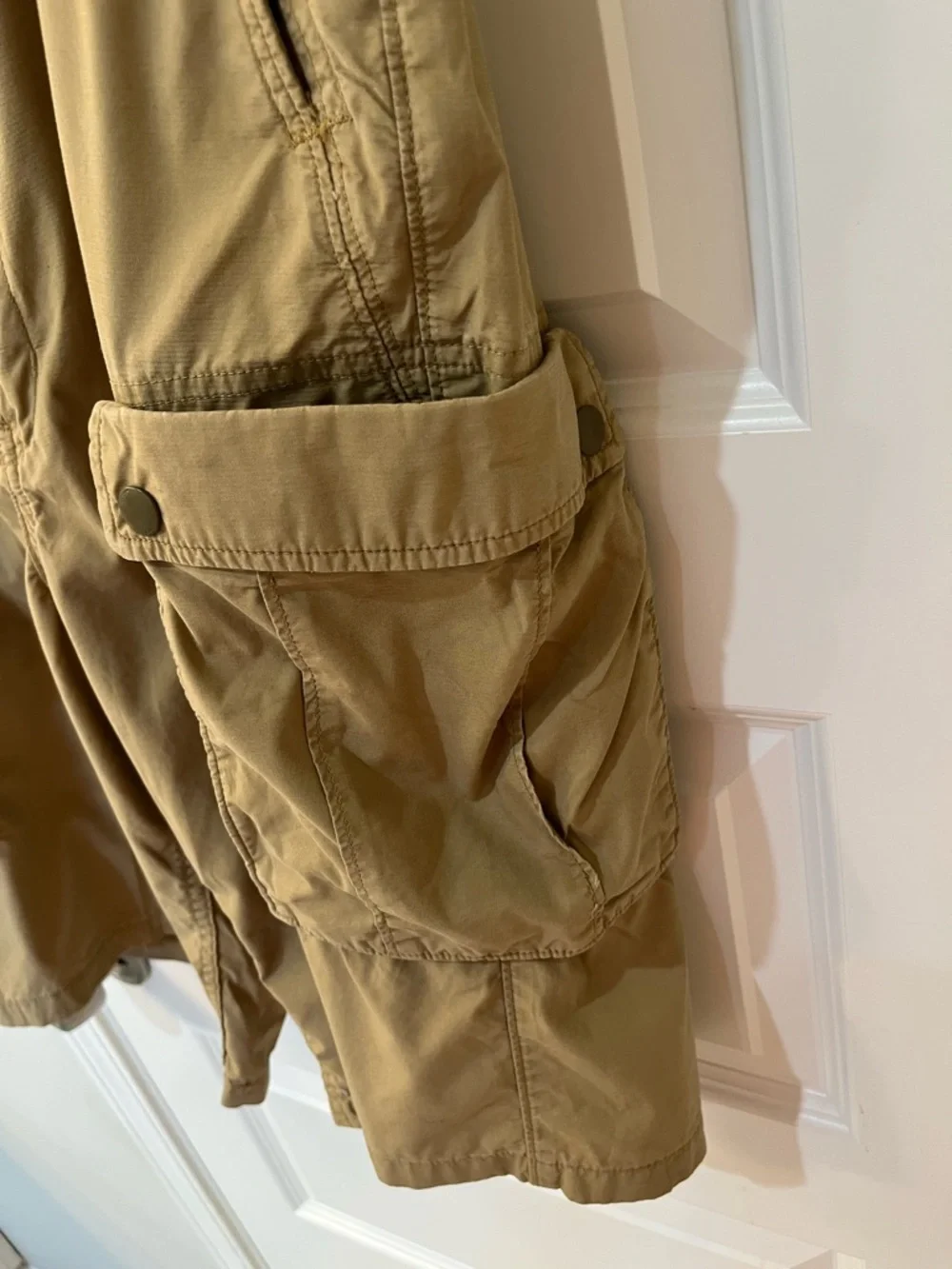Levi Strauss Men’s Tan Cargo Shorts Utility Baggy Casual Outdoor Size 38